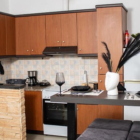 F K Room 3 Αίγιο Εξωτερικό φωτογραφία
