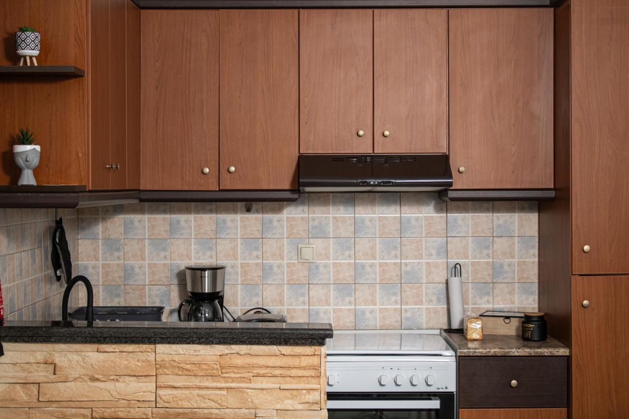 F K Room 3 Αίγιο Εξωτερικό φωτογραφία