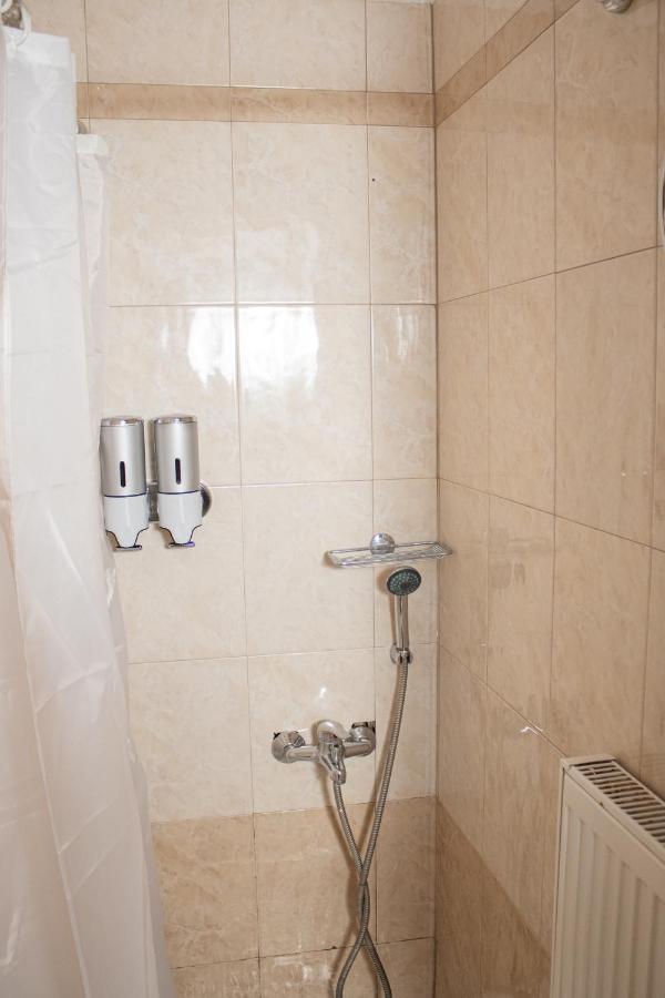 F K Room 3 Αίγιο Εξωτερικό φωτογραφία